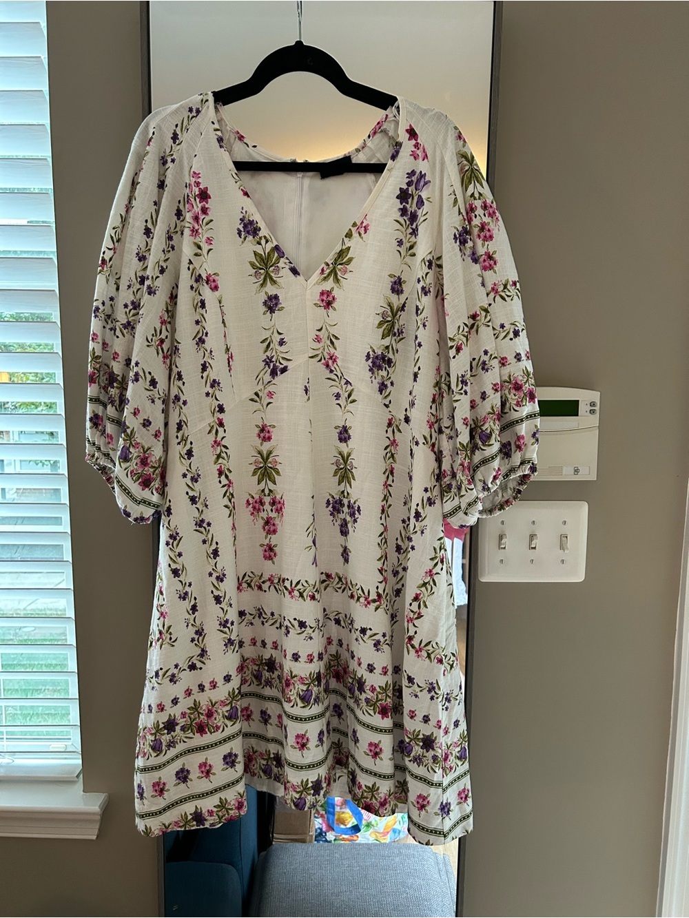 CeCe Floral Linen Blend V-Neck Dress XL NWT White Pink Purple Puff Sleeve